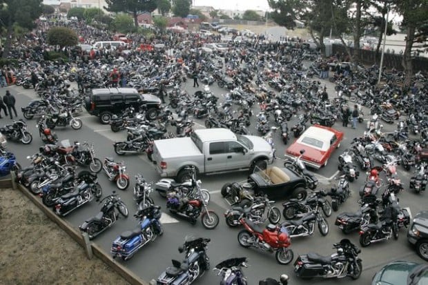2,000 attend Calif. funeral of slain Hells Angels leader  