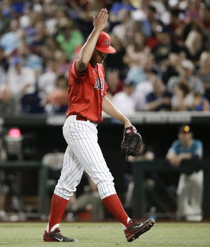 Arizona vs. Coastal Carolina in College World Series