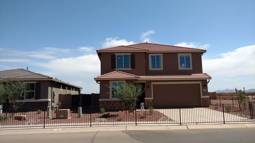 Richmond American Homes in Red Rock