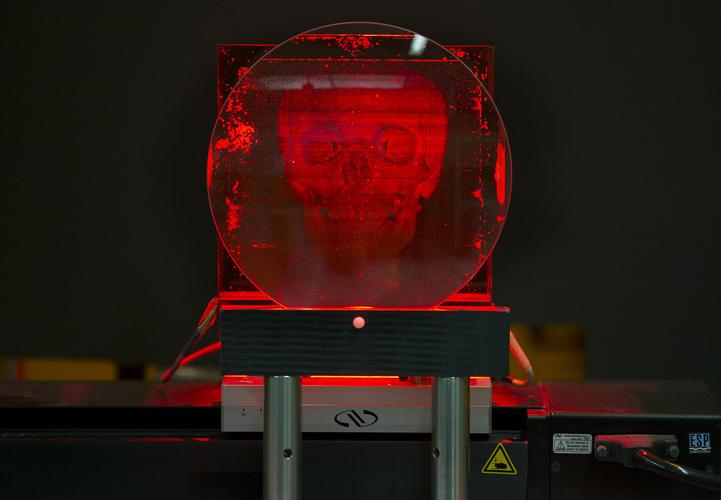 holographic display