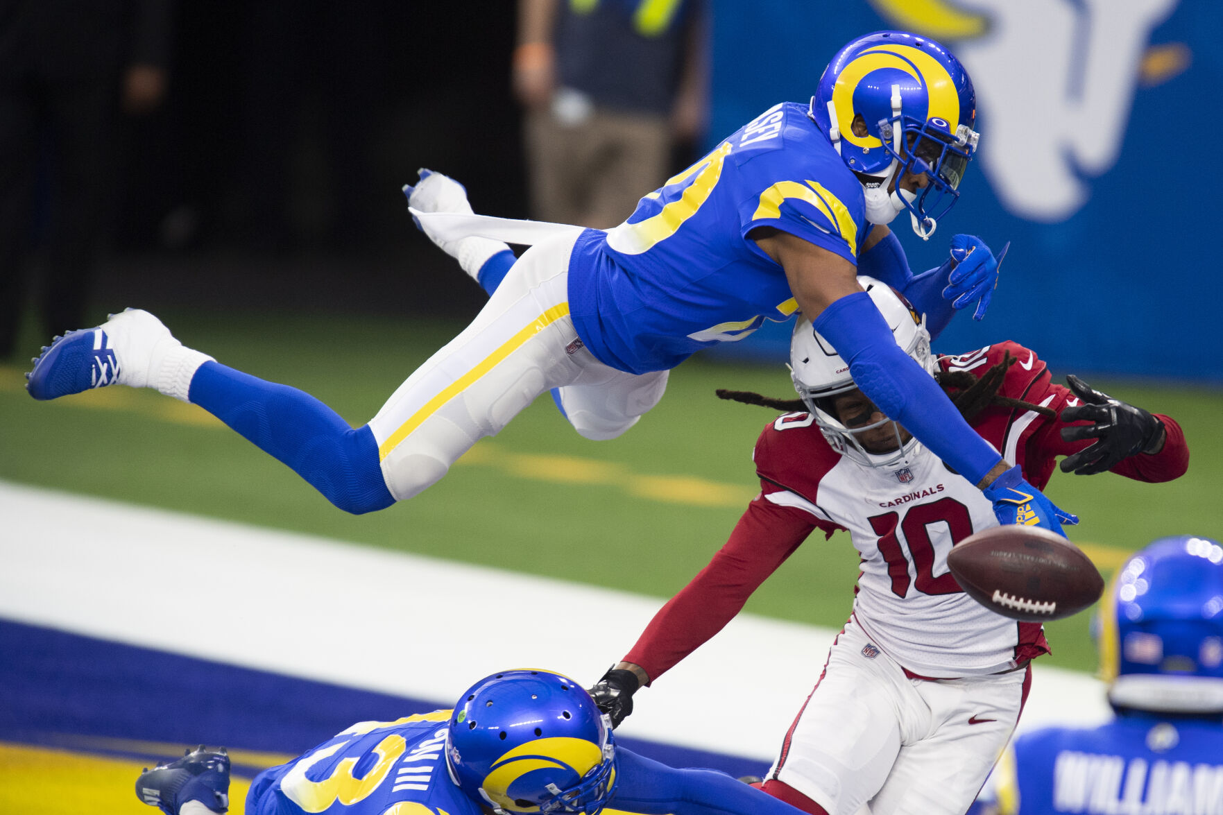 Cardinals fall to Rams miss playoffs for fifth straight season