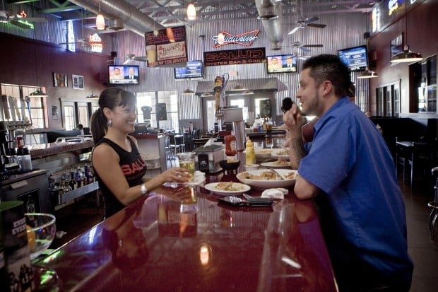 salud's seafood, ambience are a hit   