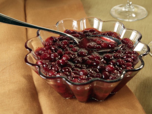 Spiced cranberries strike balance between sweetness, tartness, spice    