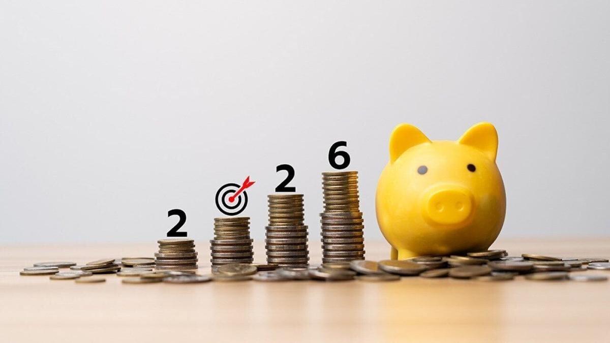 These are the top financial New Year's resolutions for 2026