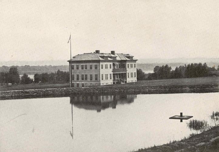 Fairport fishery station