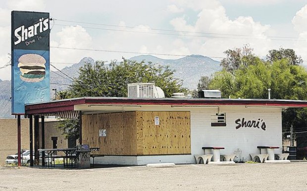 Tucson loses a favorite as Shari's closes down  