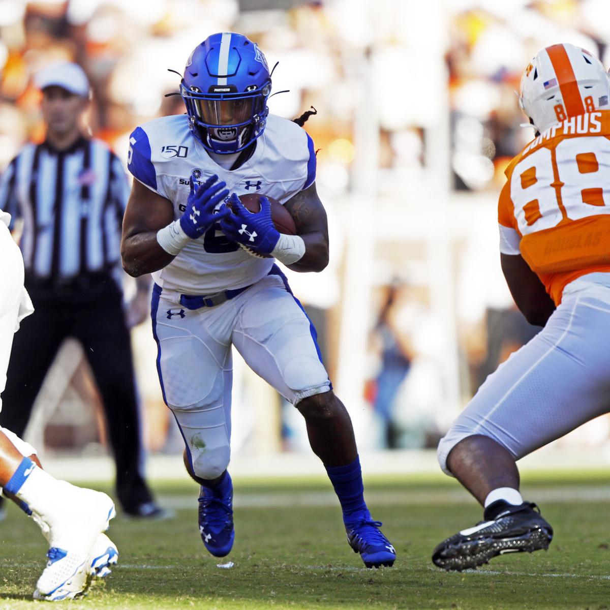 Tra Barnett An Aspiring Actor Pours Everything Into Role As