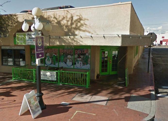 Veg In A Box, 75 E. Pennington St.