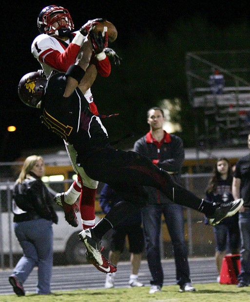 Peoria Centennial 28, Salpointe 14