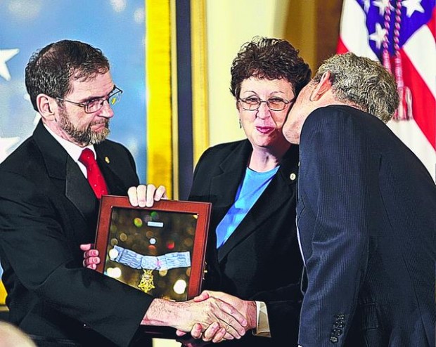 GI who died to save 4 is honored  