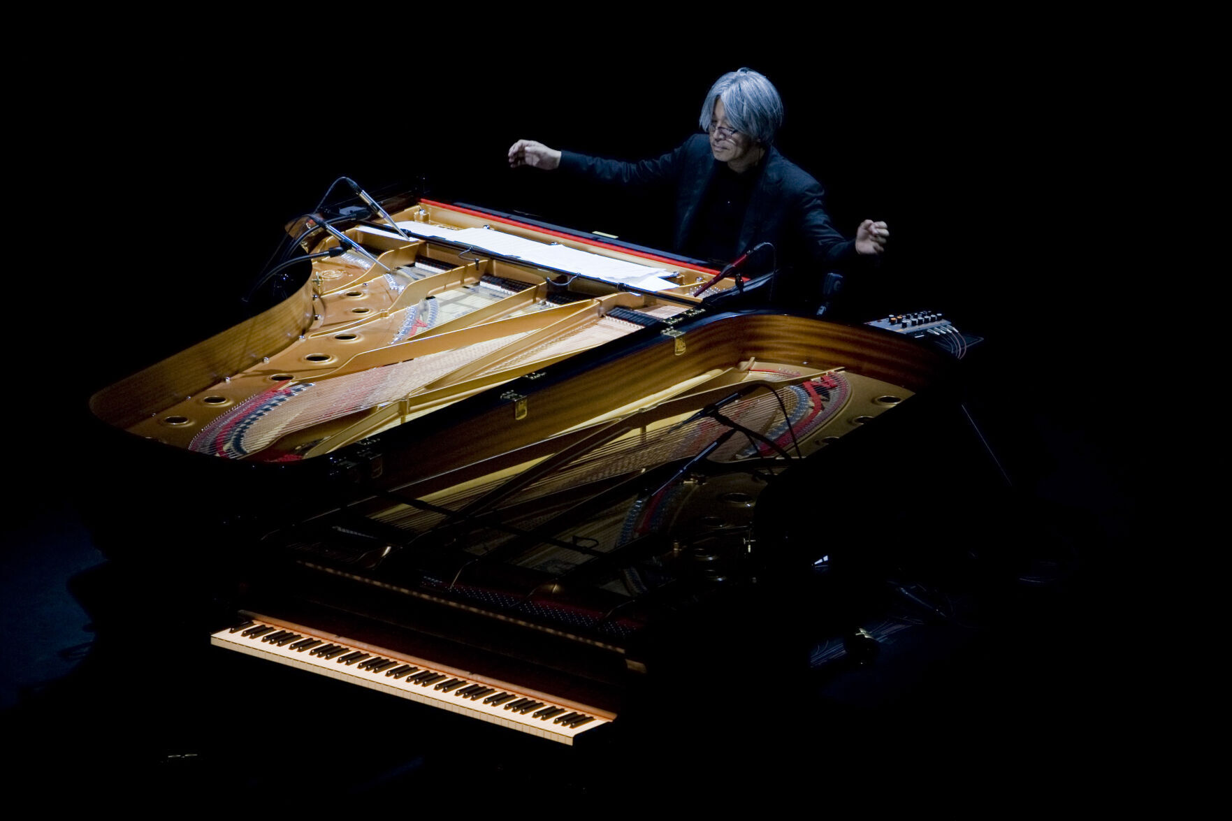 Japanese musician Sakamoto dies at 71