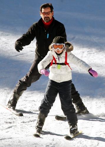 Mt. Lemmon, with 29" of snow, is a big white magnet for skiers    
