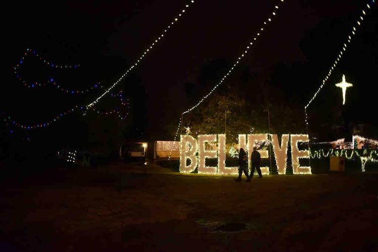 Winterhaven Festival of Lights 2015