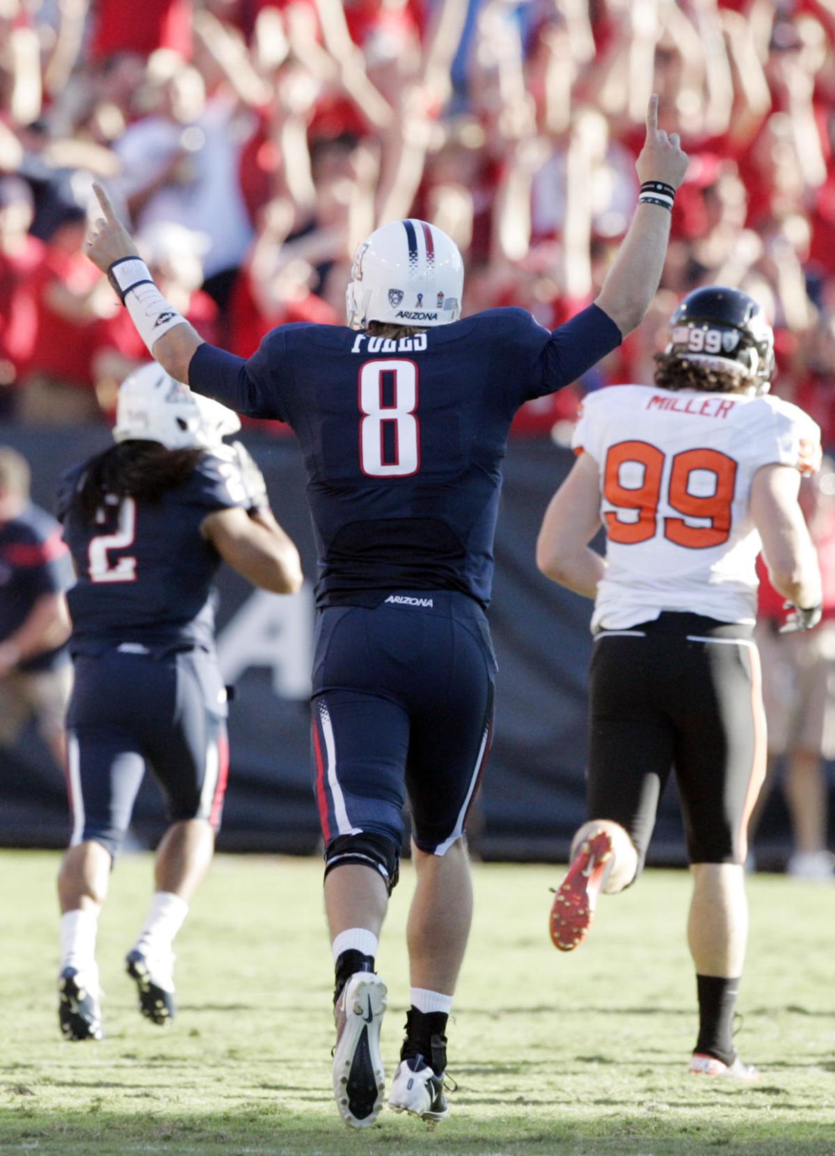 Former Arizona Wilcats QB Nick Foles comes off bench to rally