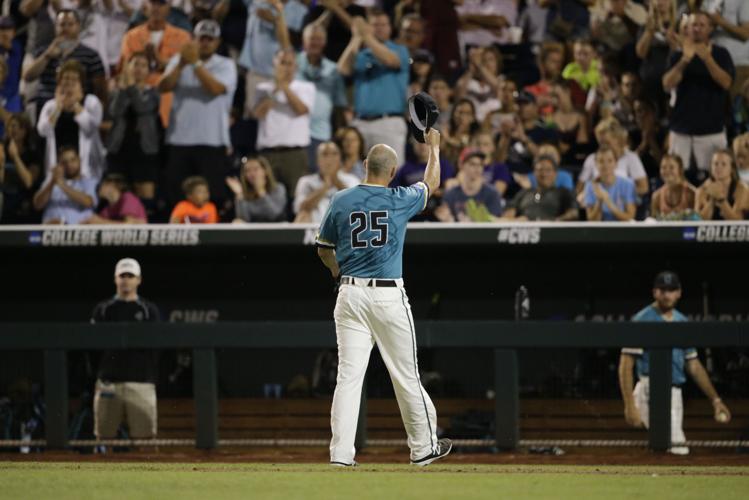Arizona vs. Coastal Carolina in College World Series