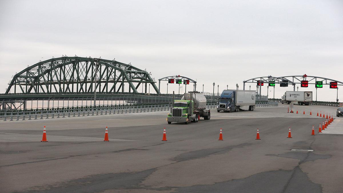 Peace Bridge crackdown Hickey (copy) (copy)