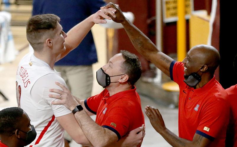 042321-tuc-spt-uabk-p1