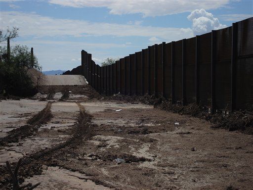Border fence design blasted as causing flooding  