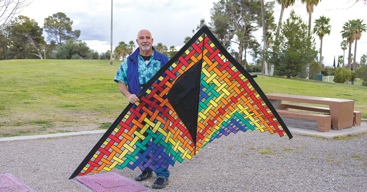 Dazzling Work: Bob Ray’s kites pepper the Tucson sky | News ...