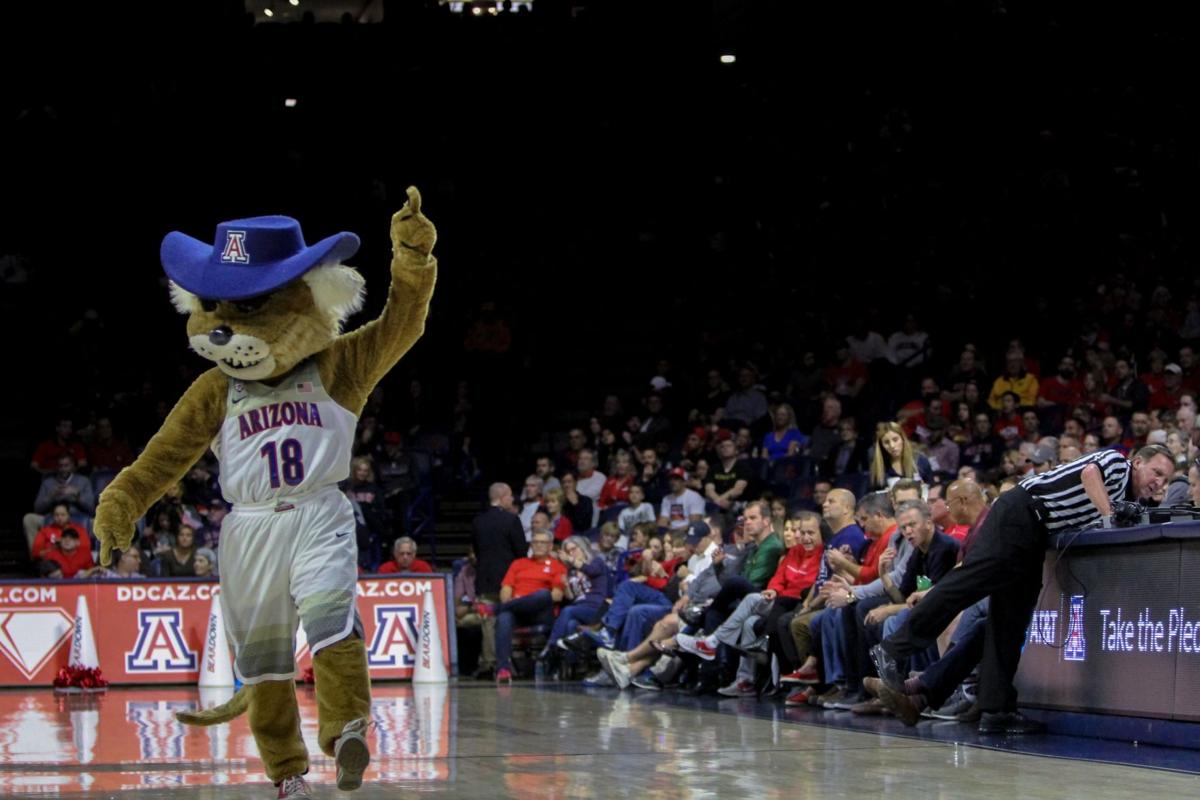 Bison Beat Down Arizona Survives Allonzo Trier Injury To Blow Out