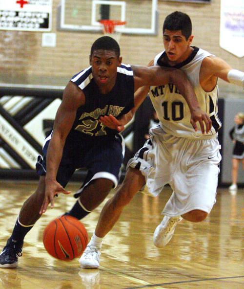 IR-MV Basketball
