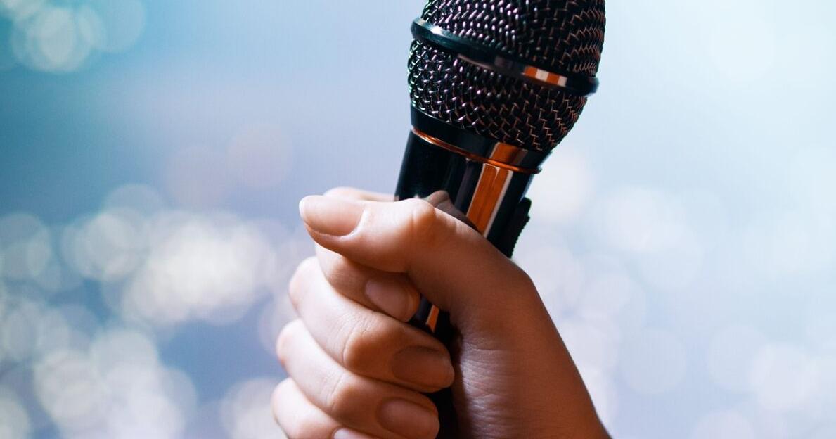 Tucson’s karaoke champion heads to Vegas