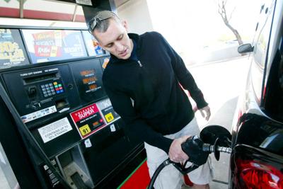 tucson gas prices up 3 9 cents this week news tucsonlocalmedia com tucson local media