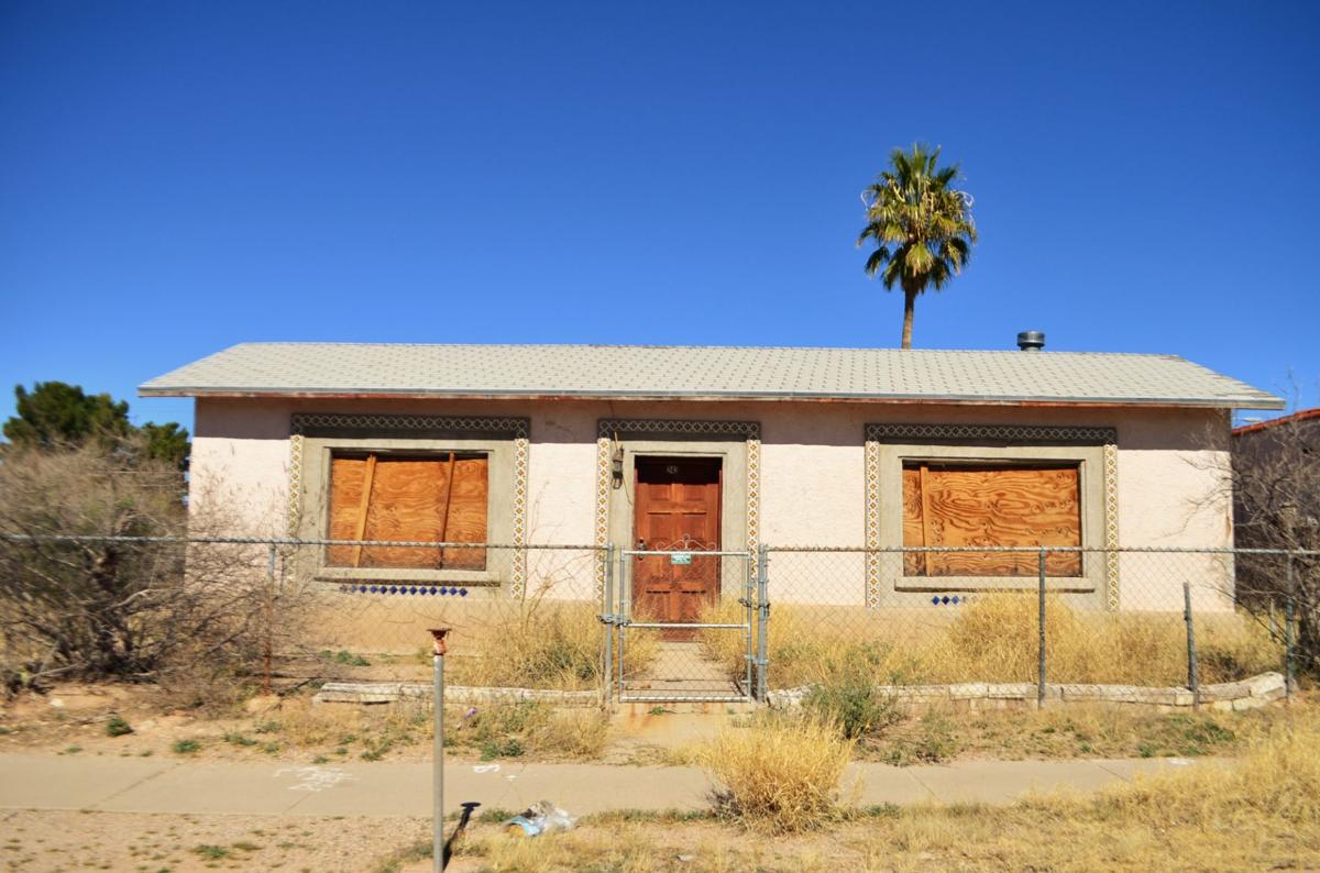 South Tucson the Pueblo within the problems News