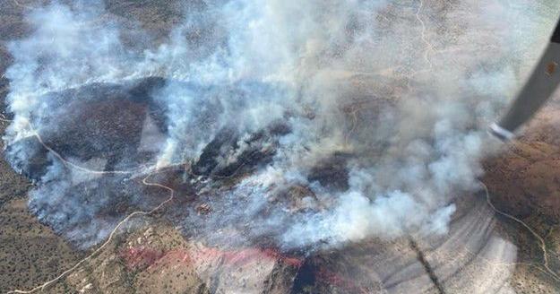 Bighorn Fire Grows To 10K Acres, Evacuation Order in Catalina Area ...
