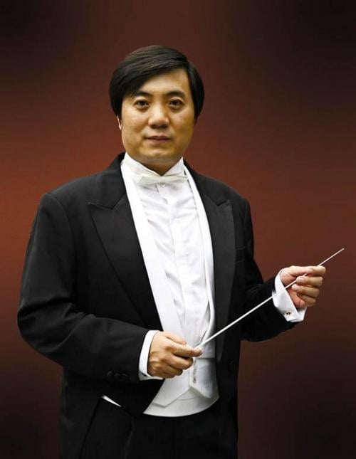 Chinese guest conductor leads SASO in two shows