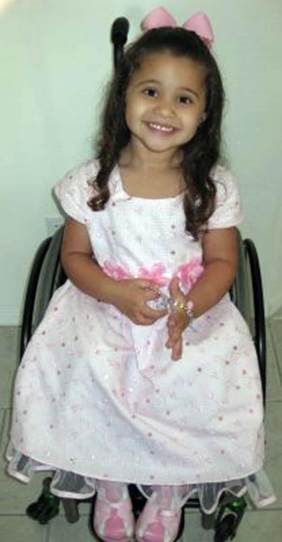 'May 30 'cakes feed to help girl's family
