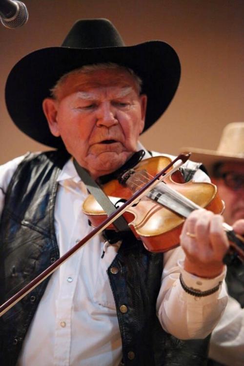 Bluegrass flourishes in the desert