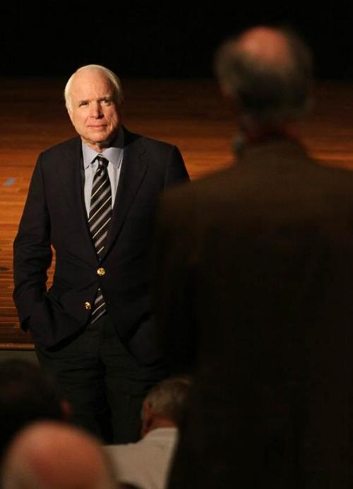 GOP senators address packed house