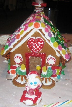 Gingerbreadhouse.JPG