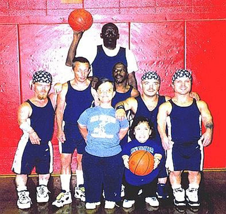 Midget basketball players