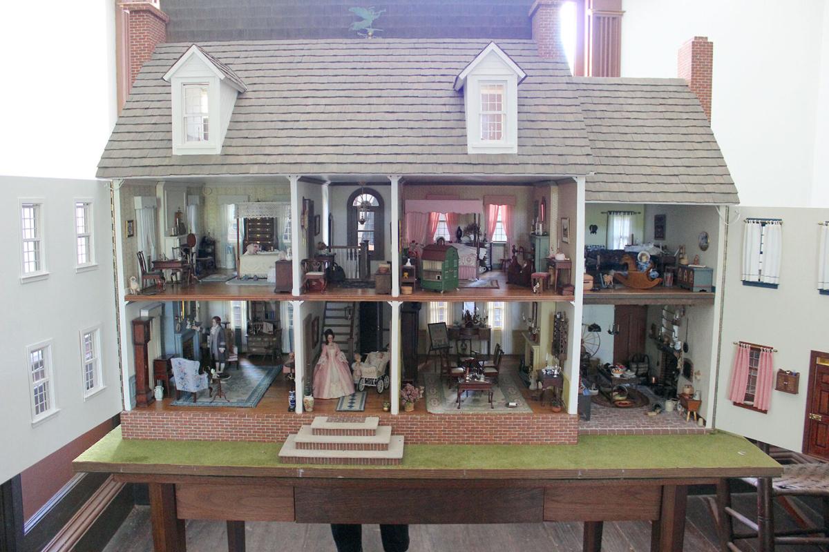 Southern Mansion Mansion House Dollhouse Wooden House 