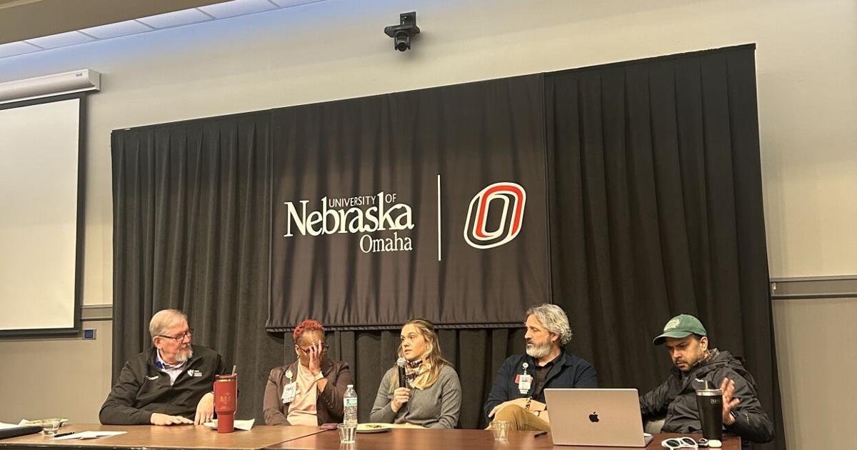 Nebraska Medicine staff speak to UNO students at medical ethics panel | News Nebraska Medicine staff speak to UNO students at medical ethics panel | News