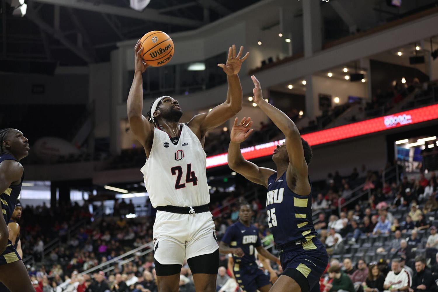 Mavs vs. the masses: MBB and WBB wrap up non-conference schedules