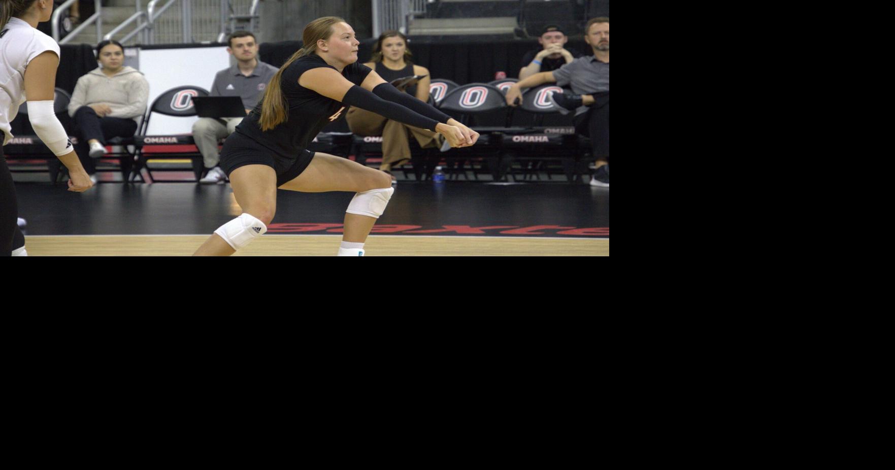 Omaha volleyball falls short in ironic fashion as Shocker Classic(02)