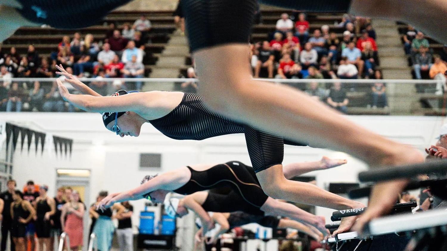 Omaha swim and dive defeats Saint Louis in first match of ‘26