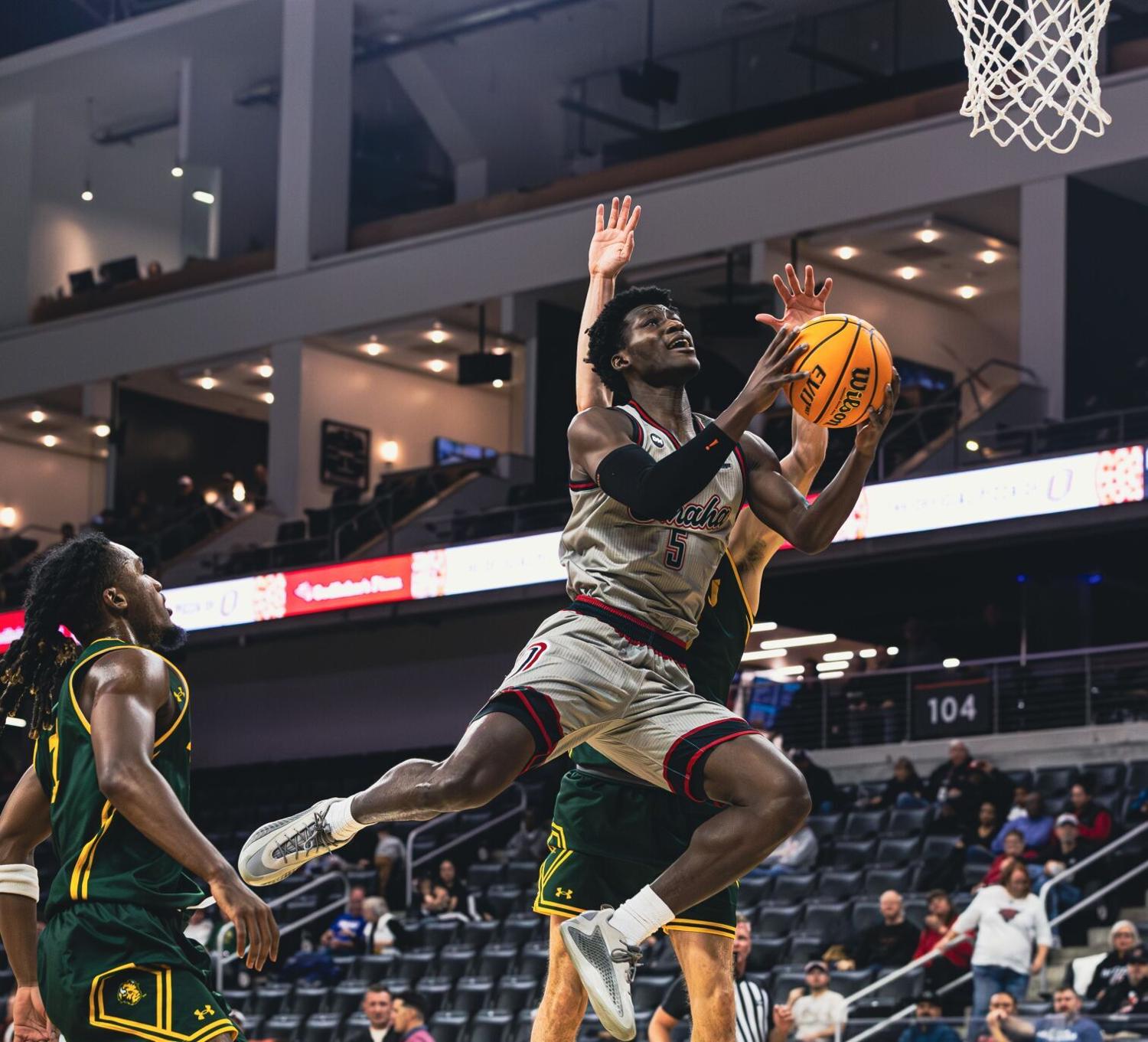Mavs vs. the masses: MBB’s Senior Night headlines jam-packed week for Omaha Athletics