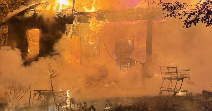 Fire destroys abandoned building in Utica | News | upstatetoday.com