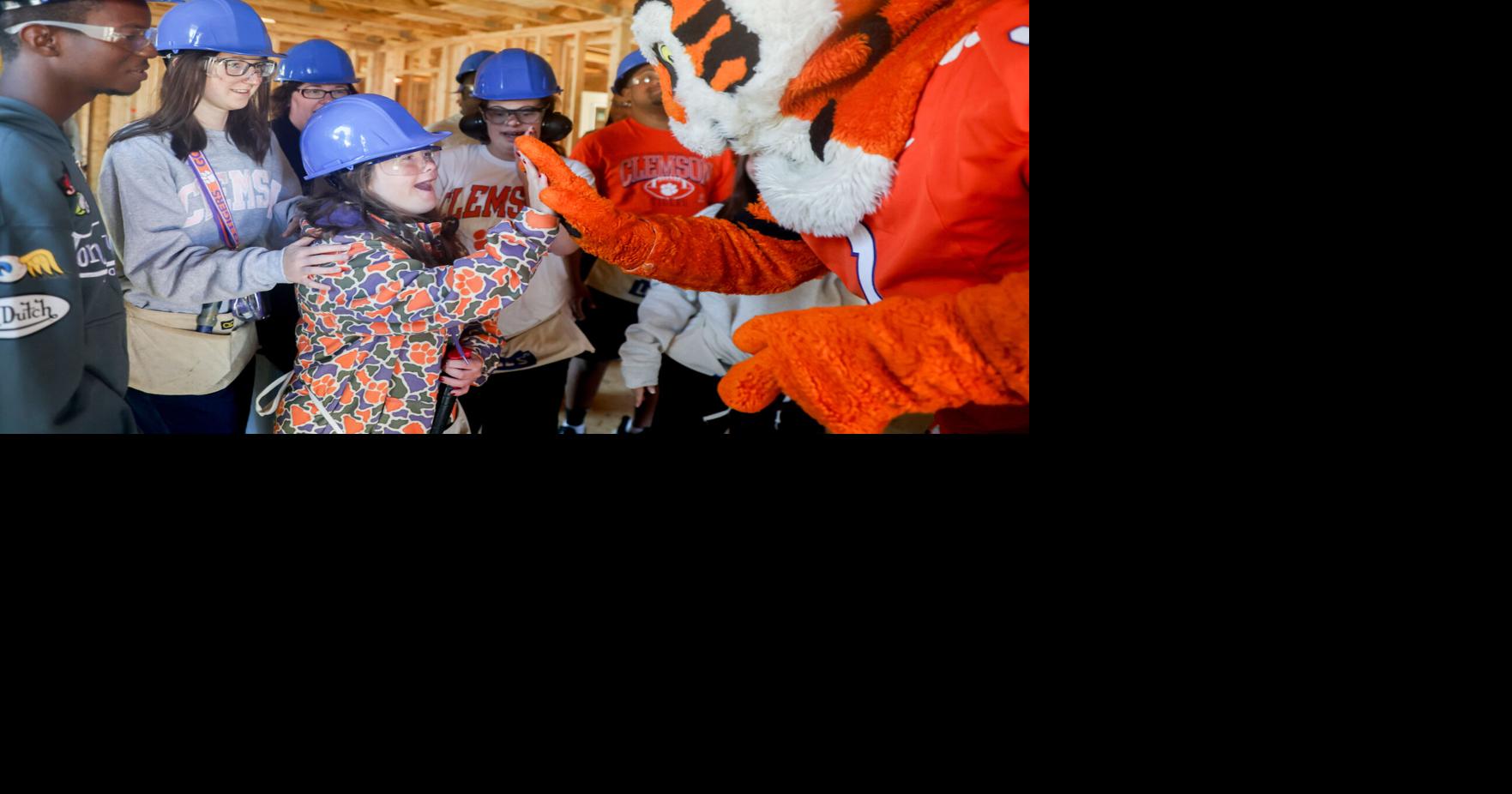 Clemson Habitat wraps homecoming build