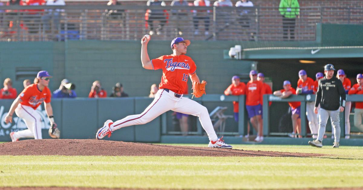 Clemson's Knaak set to return