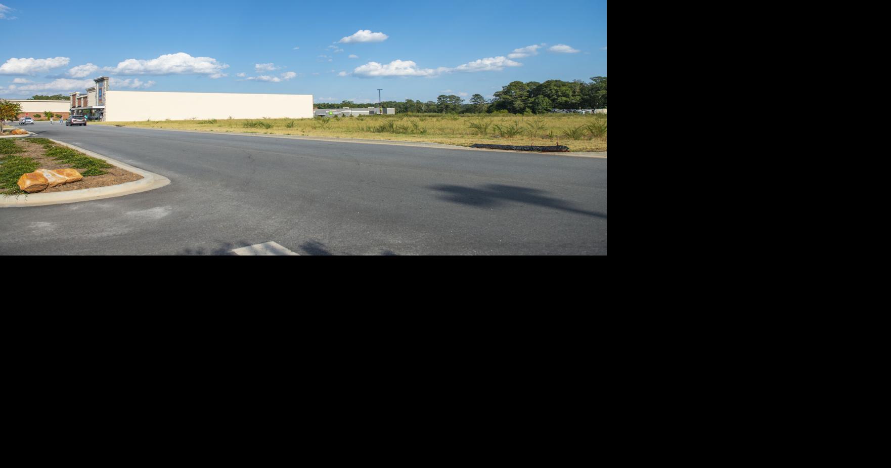 Student housing complex set for Hartwell Village News