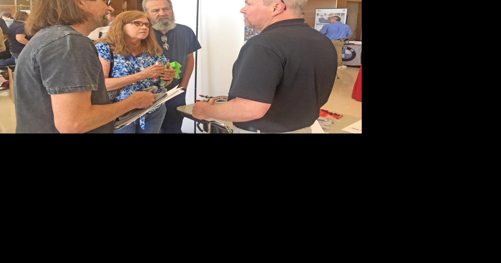 Shaw employees seek new opportunities at job fair News