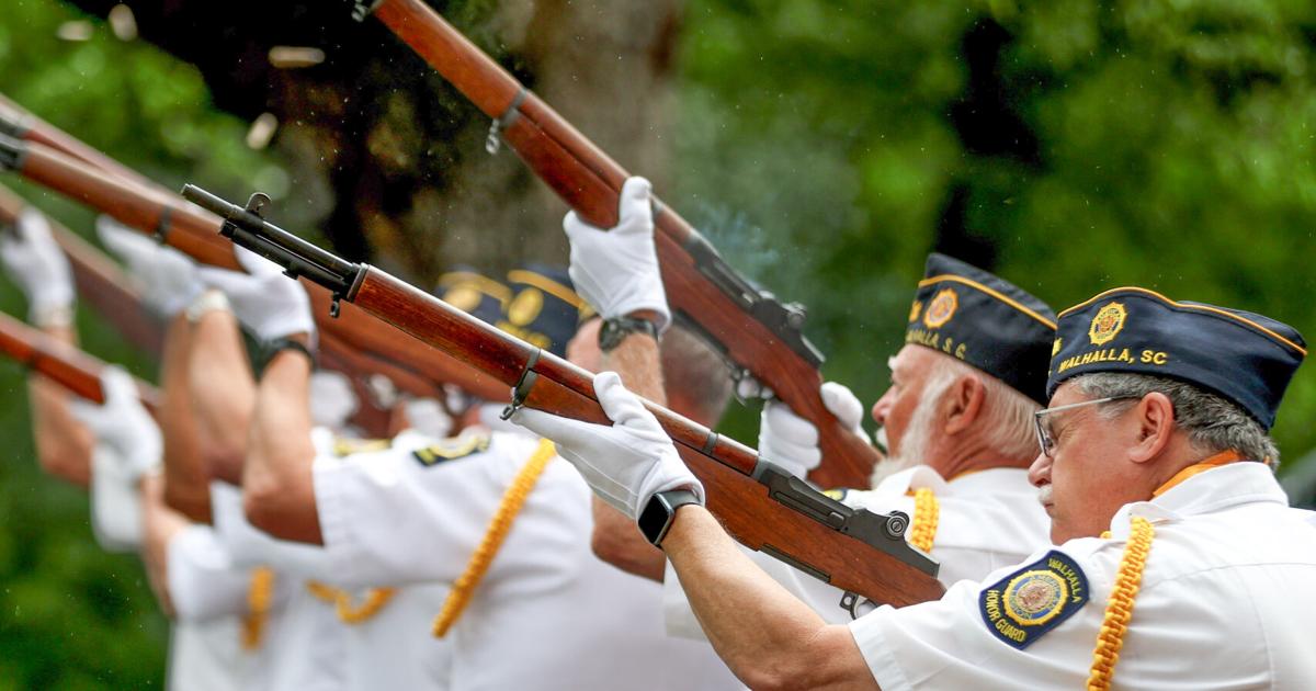 Oconee honors heroes who gave lives in service to country