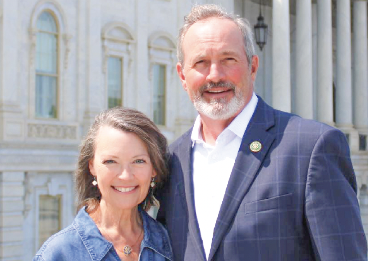 Duncan remains silent over affair allegations divorce filing News