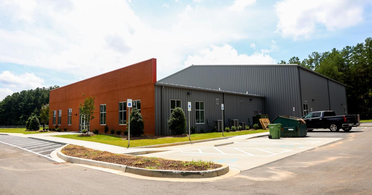Walhalla community center opening delayed