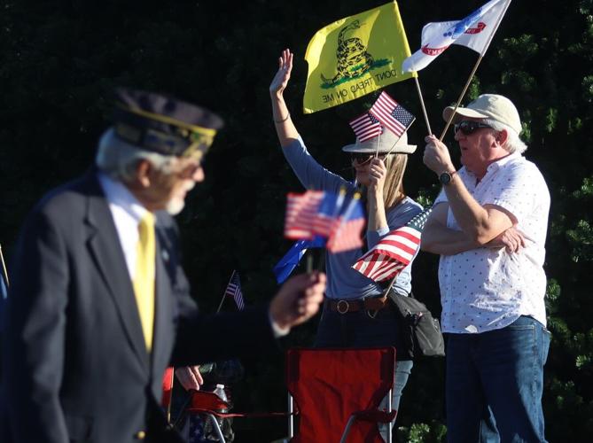 World War II sailor enjoys Veterans Day parade | News | upstatetoday.com